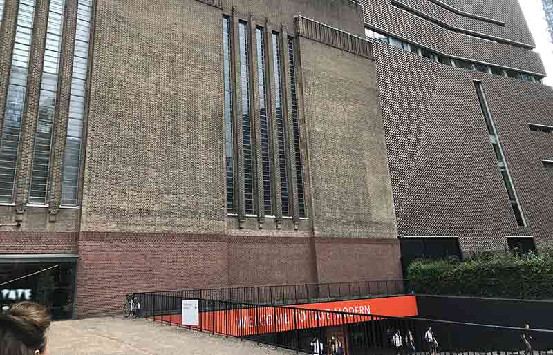 Tate Modern Modernist brick-built gallery exterior.